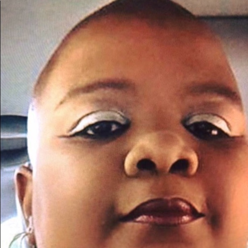 Meet your Posher, Coretta b